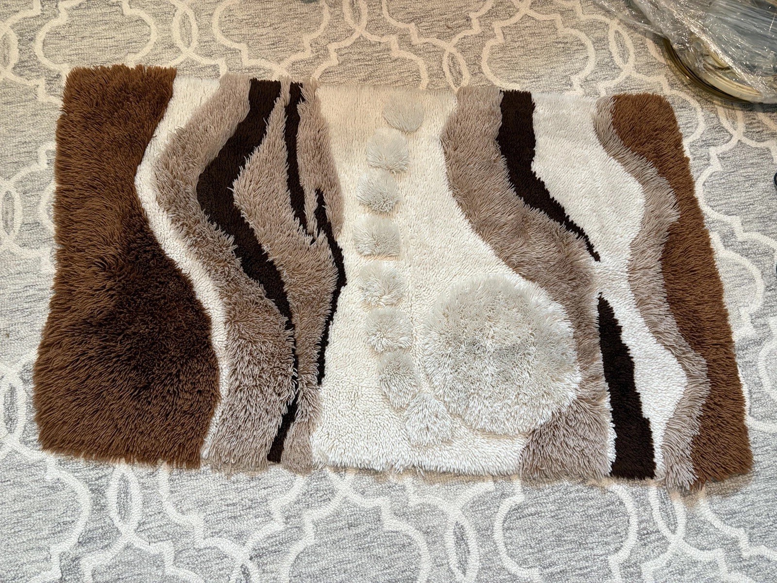 Vintage MCM Rya Abstract Art Brown And Cream Rug 1970’s gallery