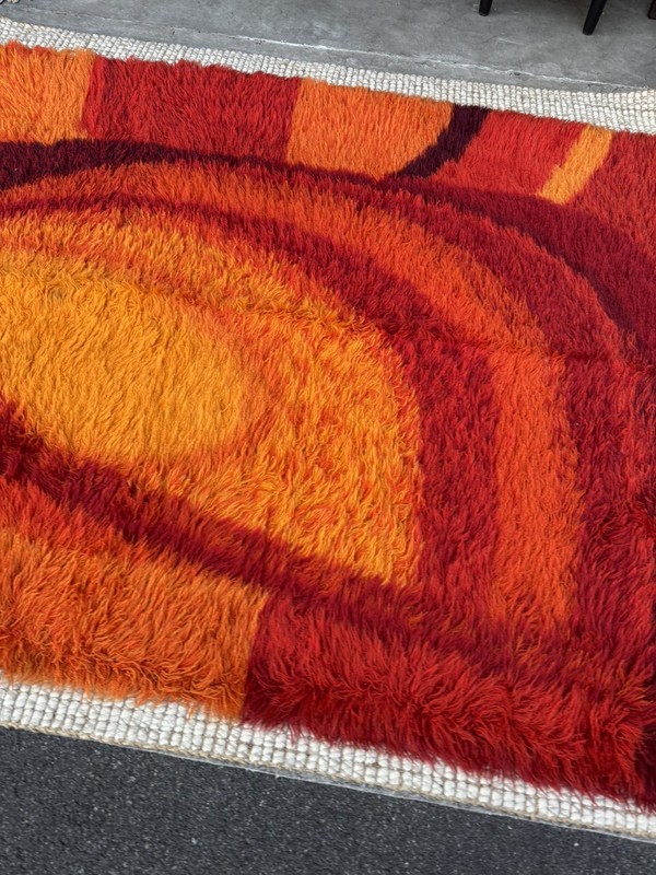 Ege Rya Deluxe 9’ x 6’ Mid Century Danish Red & Orange Wool Shag Rug MCM Vintage gallery