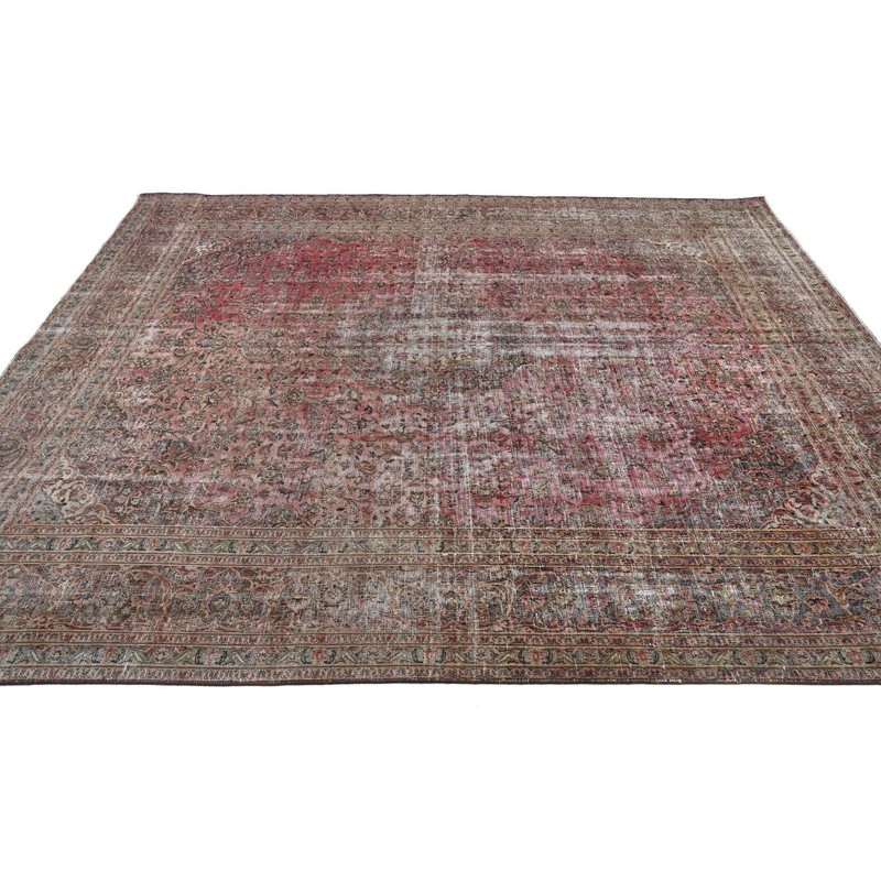 9'8" x 12'4" Hazel Vintage Hand-Knotted Wool Area Rug gallery