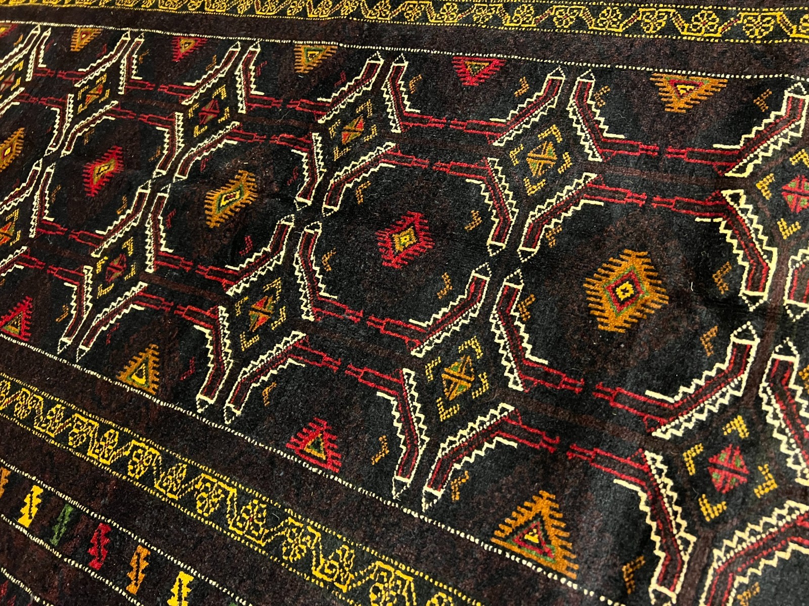 4.5 X 9.5 COLLECTRS' ITEM Antique Nomad Maldari, Tribal Latif Khani Nomad Rug gallery