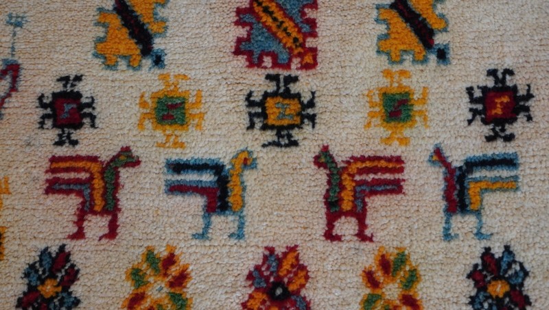 3'3" x 6'6" ANTIQUE MOROCCAN HAND KNOTTED WOOL IVORY GOLD RUG, BIRDS, TEA-POTS gallery