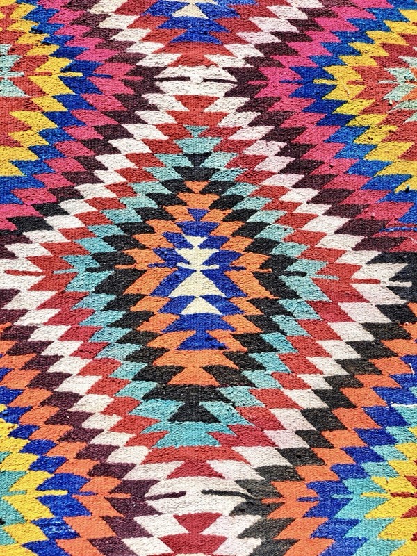 Colourful Vintage Tribal Wool Kilim Rug from Denizli Turkey - 255 cm x 161 cm gallery