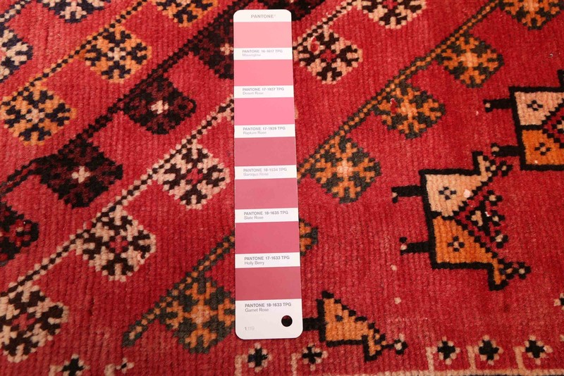 Vintage 4'10" x 9'2" Traditional Hand Knotted Vegetable Dye Wool Area Rug gallery