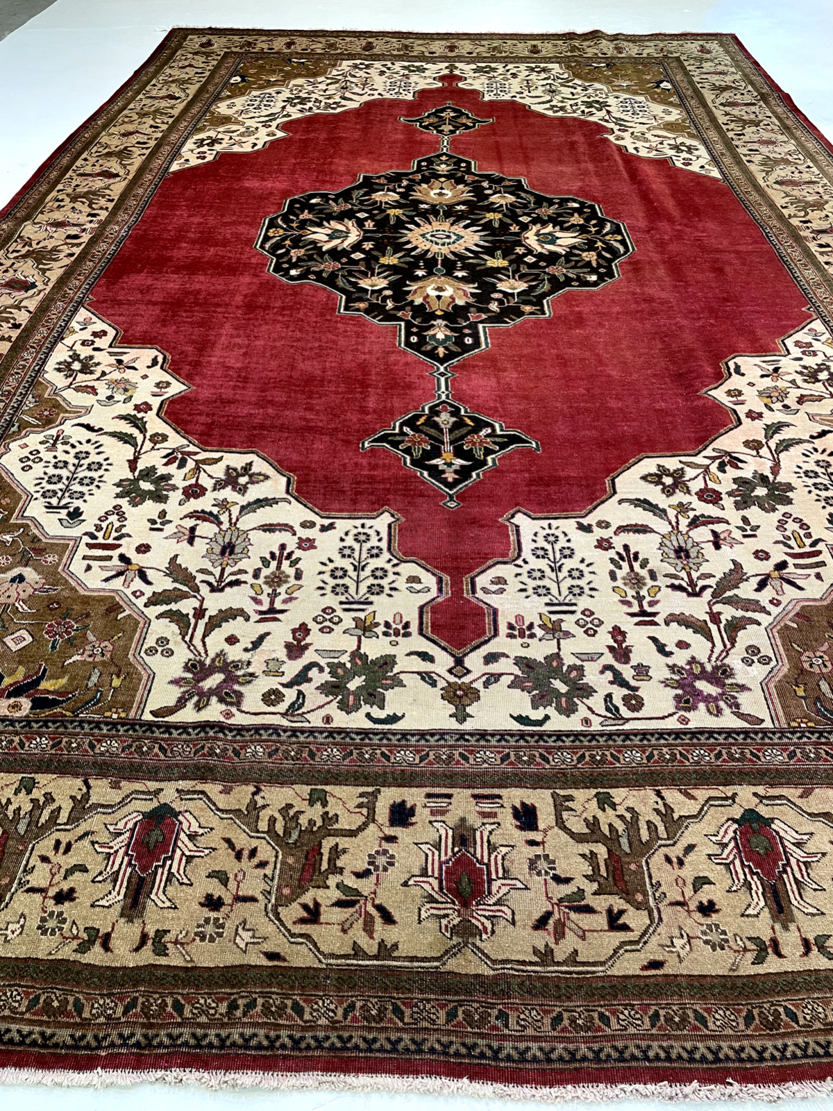 Antique Oriental Hand-Knotted Wool Area Rug Red/Ivory/Beige/Black 10'9" x 17' gallery