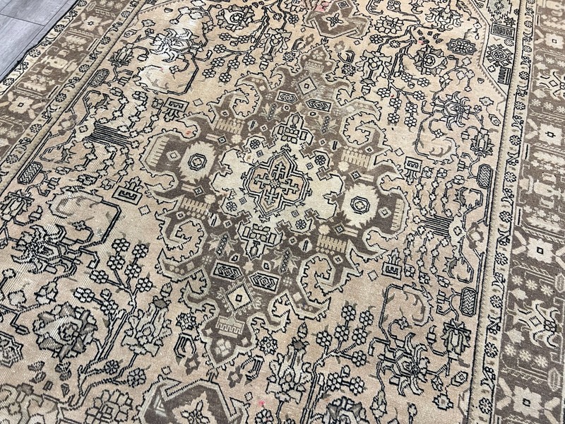 Persian Rug, Persian Area Rug, Handmade Rug, Bedroom Rug, 5.9 x 9 ft gallery