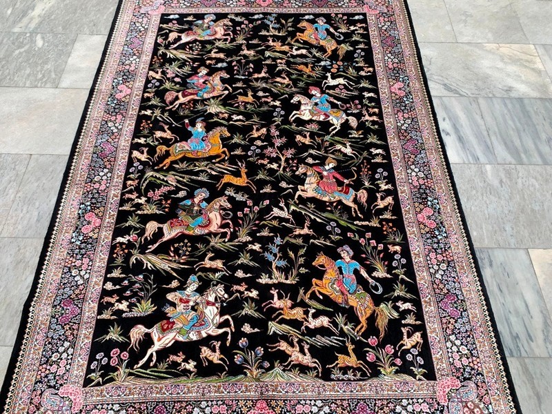 New Pictorial Rug Hi Qaulity Power Loomed Hunting Design Silk Carpet 4x6 ft gallery