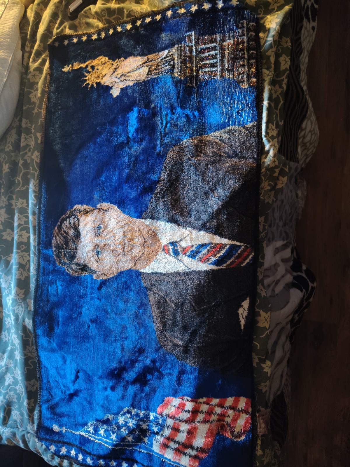 Vintage JFK President John F Kennedy Wall Hanging Felt Tapestry Rug 36 inch gallery