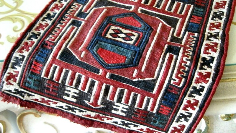 ANTIQUE 1890-1900 CAUCASIAN SOUMUK VERY SMALL BAG FACE EXCEPTIONAL PIECE gallery