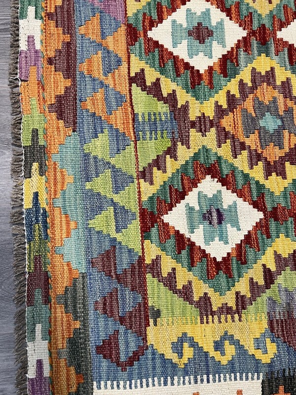 Vintage Kilim Traditional Hand Made Oriental Wool Kilim 5ftx3.2ft 193cmx102cm gallery