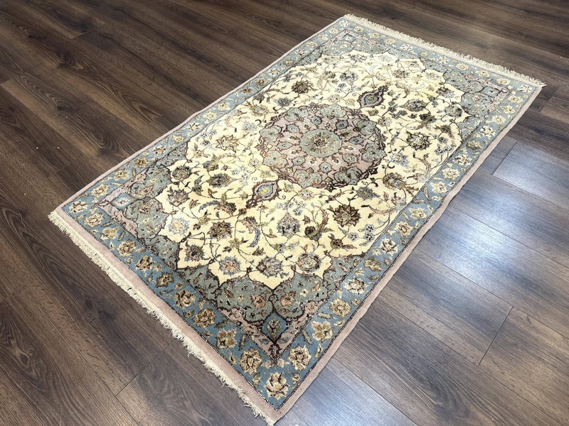 Per'sian Rug 3x5, Fine 310 KPSI, Kork Wool Silk Foundation, Cream & Light Green gallery