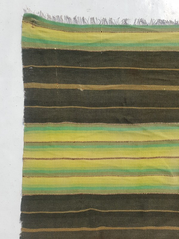 Vintage Traditional Handcrafted Lovely Striped Rug for Home Décor 155x134 cm gallery