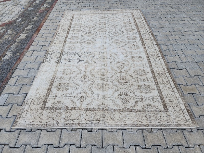 Oushak Rug 6x9, Neutral Rug Beige, Hand Knotted Area Rug, Vintage Rug Large gallery