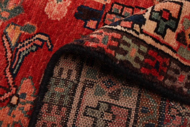 Vintage 3'5" x 8'6" Traditional Hand Knotted Vegetable Dye Wool Area Rug gallery