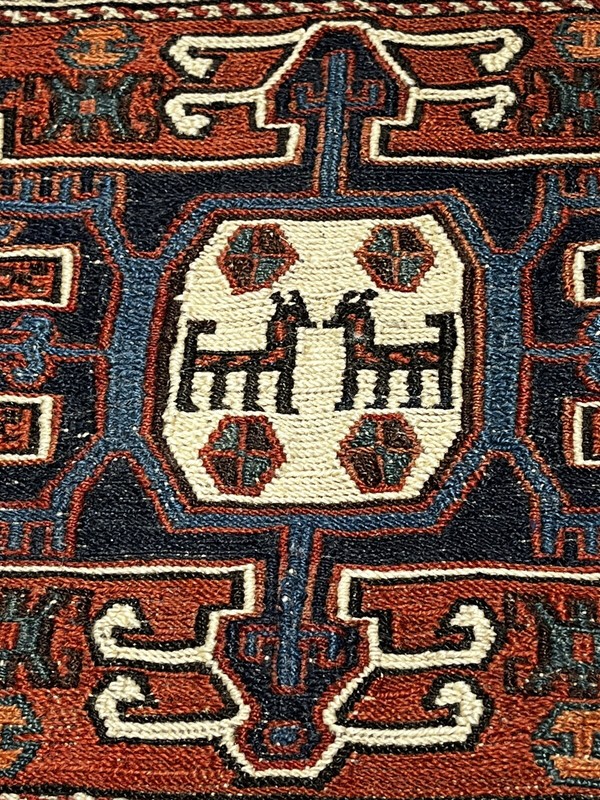 Antique Qashqai Bag/Pouch with Animal Motif gallery