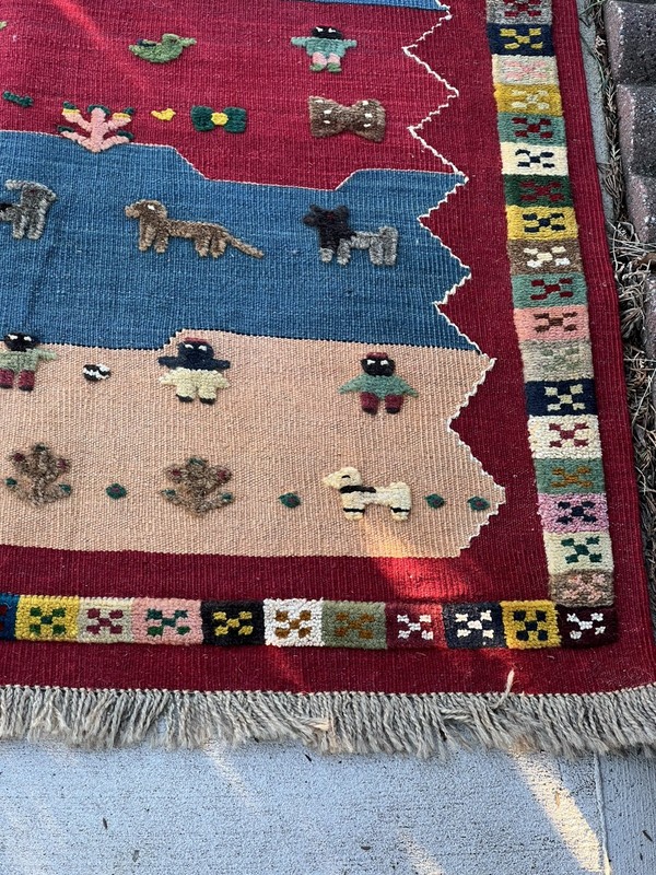 Pictorial oriental rug Hand knotted size 5 ft x 3.4 ft gallery