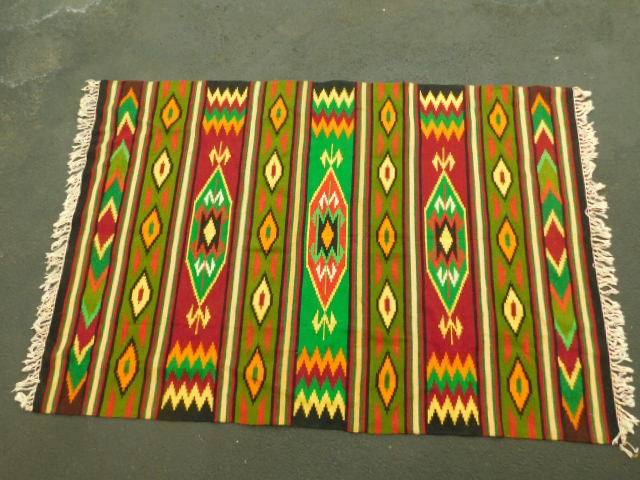 HAND TIED WOOL RUG BLANKET 56" X 81" HANDCRAFTED ARTISAN