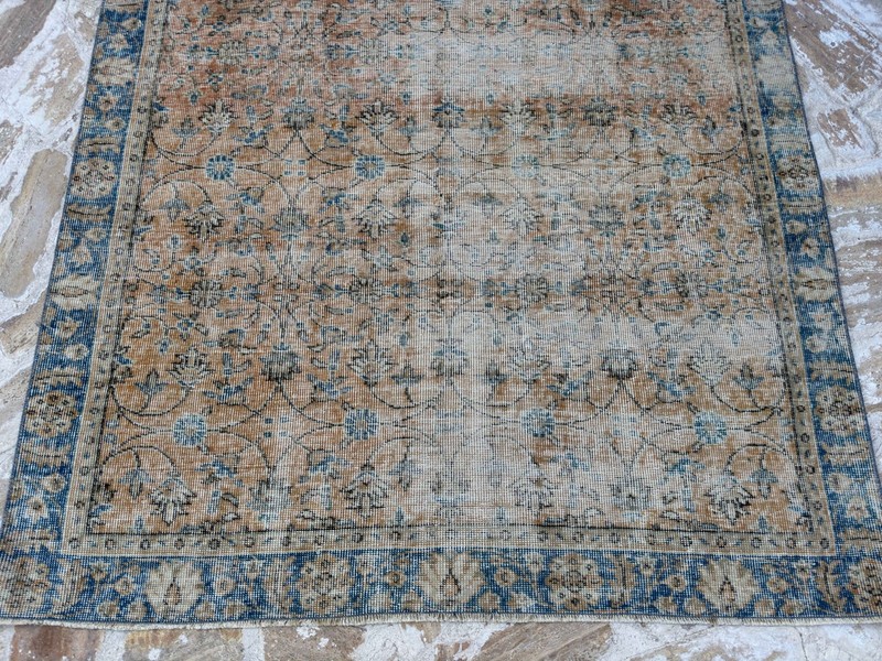 5x8 Room Size Turkish Rug – Pale Orange and Blue Tones – Hand-Knotted Vintage gallery