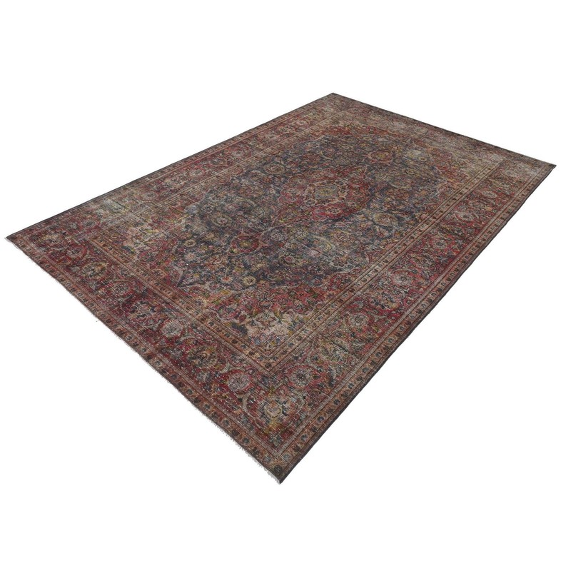 6'8" x 10'0" Cressida East Vintage Hand-Knotted Wool Area Rug gallery