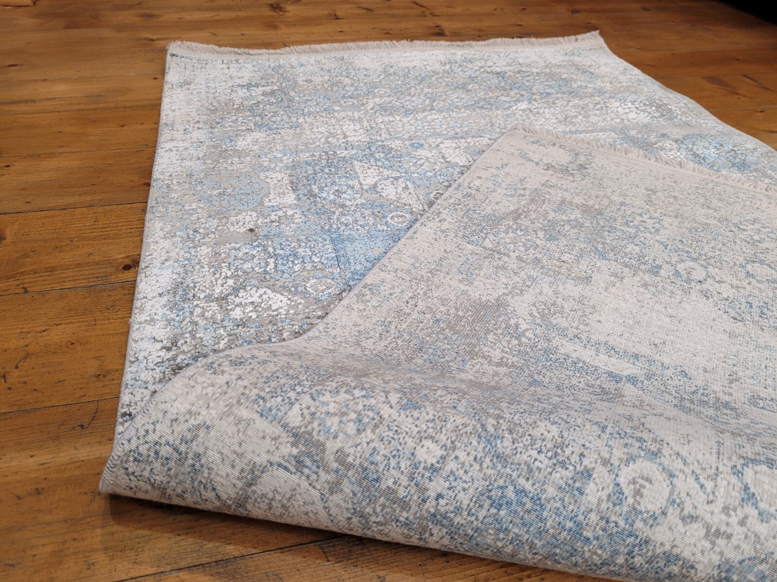 Blue Silk Rug, Modal Silk Rug, Modern Rug, Turkish Silk Rug 31" x 59", 80x150cm gallery