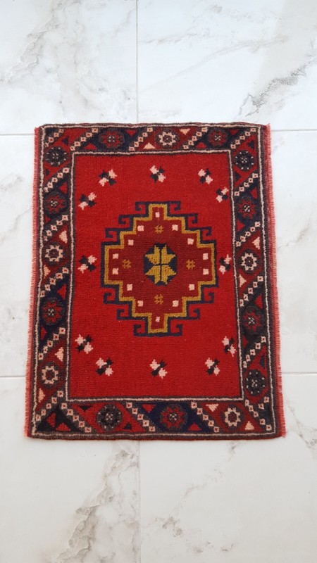 3x2 Antique Cushion Rug Bee Motif Rug Handmade Traditional Carpet Rug gallery