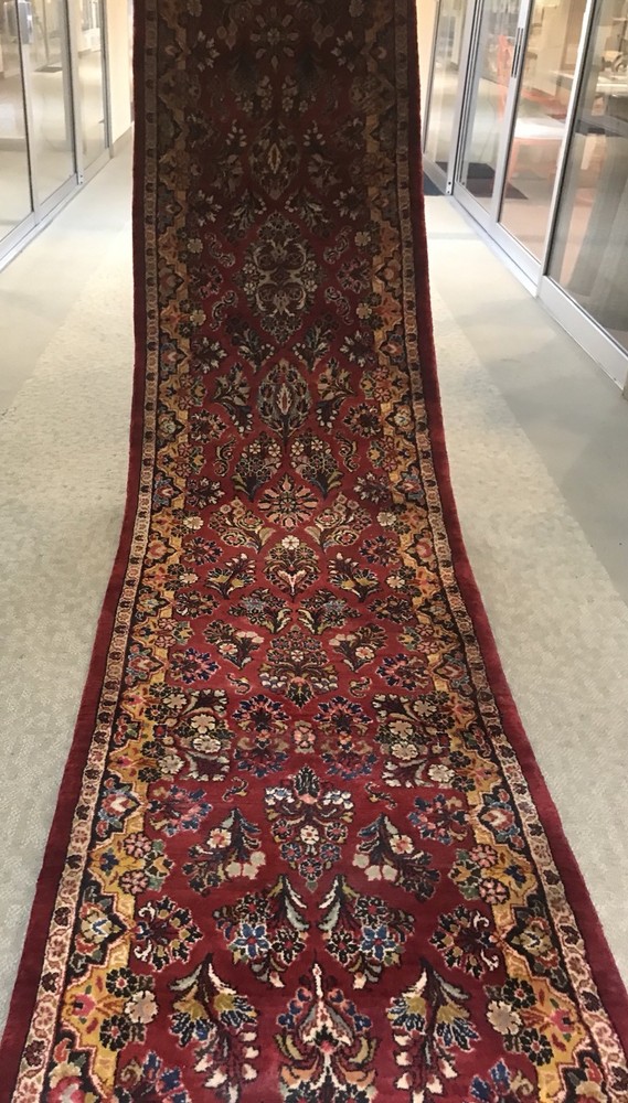 AN AUTHENTIC EXCEPTIONAL SIZE, SARROOK RUNNER