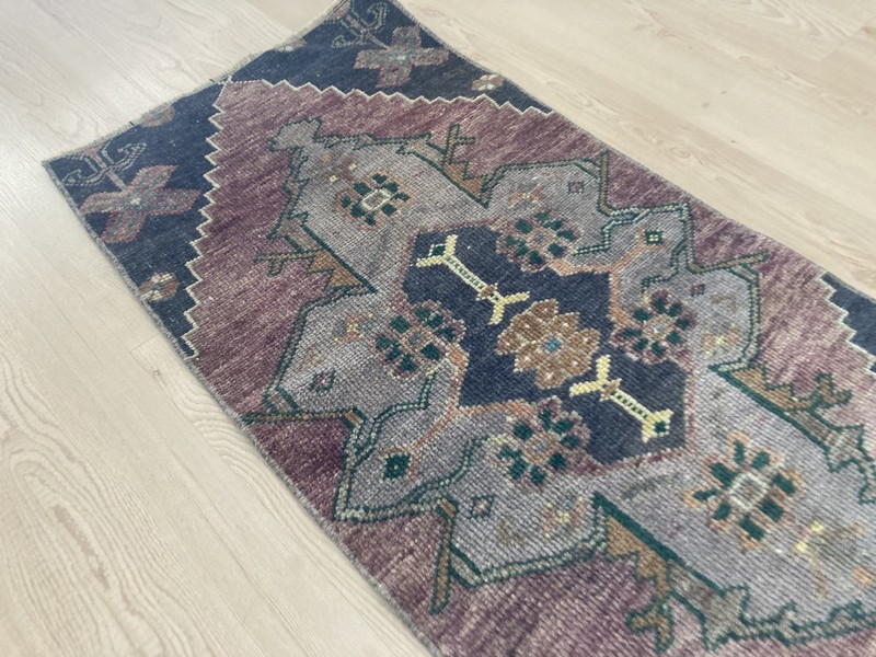 Small Pink rug, Turkish rug, Vintage rug, Handmade rug, Doormat, 1.4 x 2.7 ft gallery