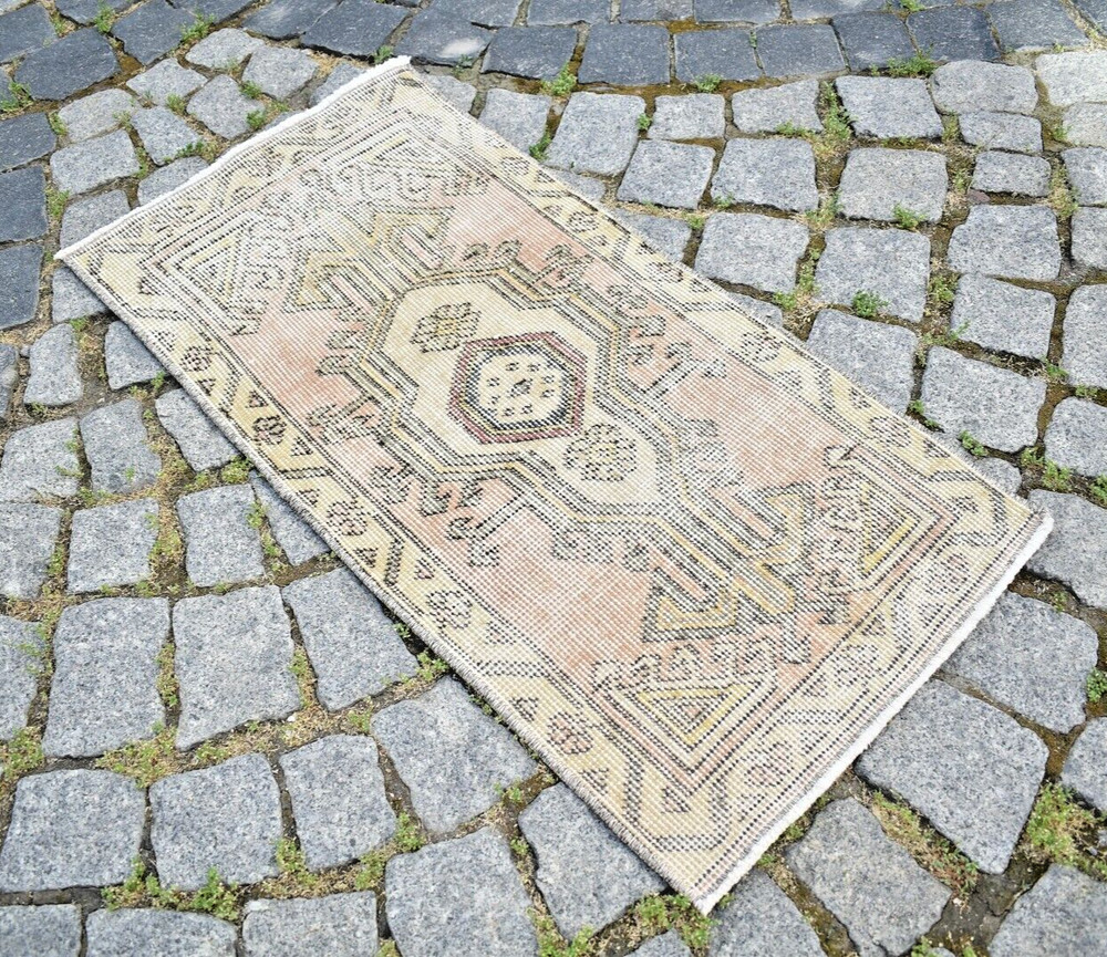 Turkish Rug 17'' x 35'' Vintage Kilim Small Anatolian Oushak Wool Low Pile Rug