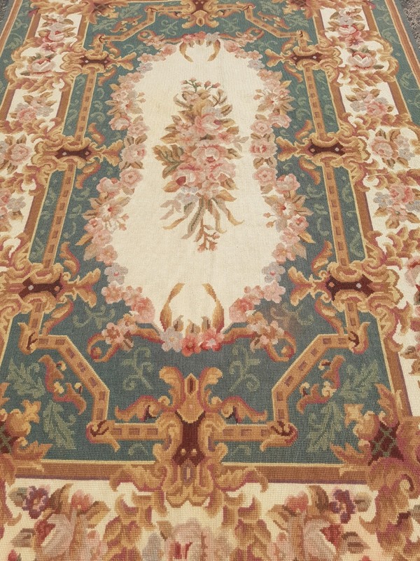 Vintage Handmade French Floral Medallion Needlepoint Wool Rug 176x112 cm gallery