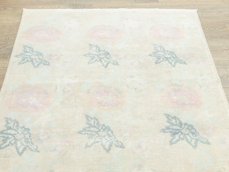 Vintage Turkish Oushak Runner 3.11x8.5 ft – Ivory Pastel – Quiet Luxury Hall Rug gallery