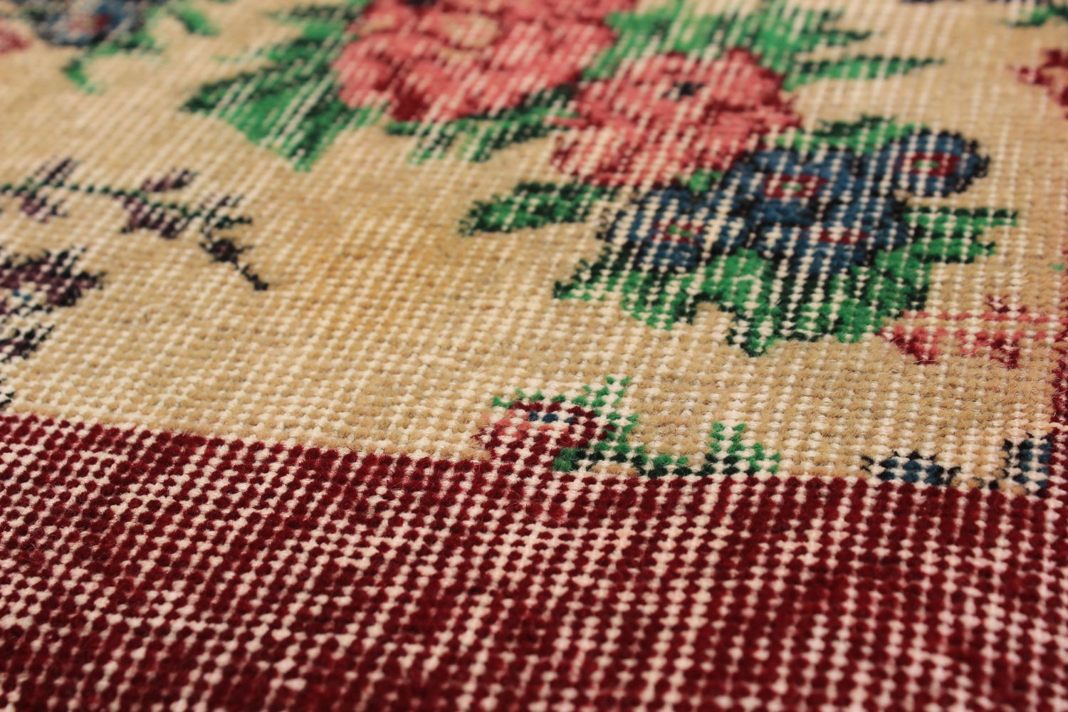 Traditional Vintage Hand-Knotted Area Rug 3'8" x 6'6" Oriental Wool Carpet gallery