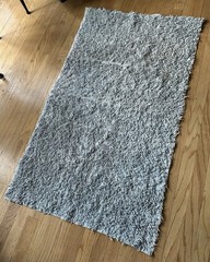 Vintage 1960s Throw Rug Long, Loose-Looped Pile 5 feet x 3 feet