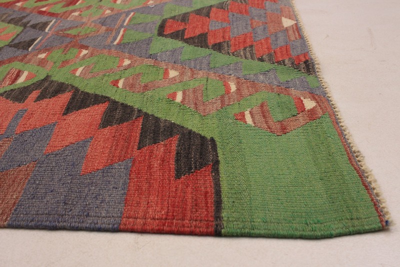 Vintage Hand Woven Area Rug 5'10" x 10'8" Traditional Wool Oriental Carpet gallery