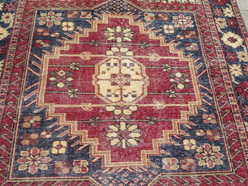 Burgundy Classical Vintage Turkish Rug, Handmade Kelim Medallion Carpet 46"x77" gallery
