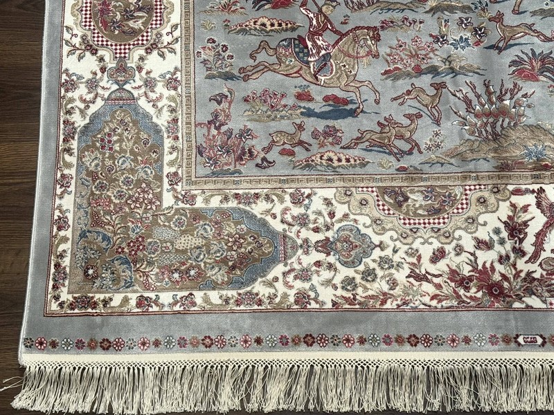 Turkish Silk Rug 5x7, Hunting Design, Animal Pictorials gallery