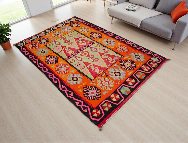 Vintage 1950s Turkish Ordu Kilim – Handwoven Wool Rug 5'6" x 8'4" Natural Dyes gallery