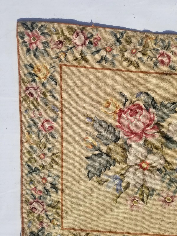 Vintage French Handwoven Floral Multicolor Wool Rug Carpet 5.9x3.9ft gallery