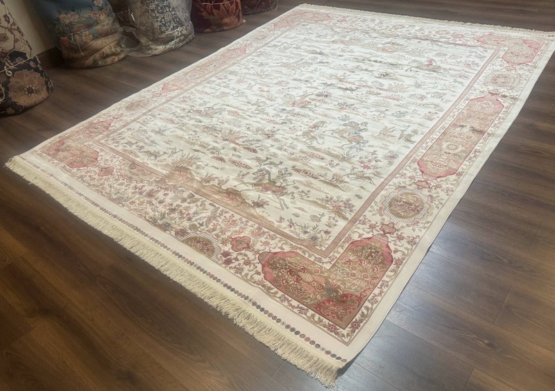 Large Turkish Silk Rug 8x10, Ivory, Hunting Design, New gallery