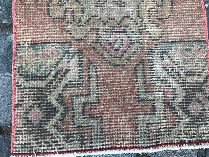 Bath Mat Rug, Oushak Kilim Rug, Turkish Vintage Rug, Home Decor Rug 1,3 x 2,3 ft gallery