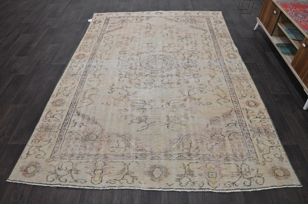 Oushak 6x8,Turkish Rug,vintage,anatolian,BEIGE,kilim,Bohemian,handmade,wool