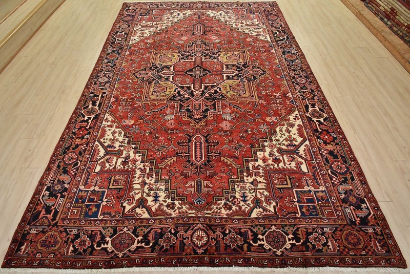 Heriz Rug 8’2” x 11’9” Red Wool Vintage Tribal Hand-Knotted Oriental Carpet gallery