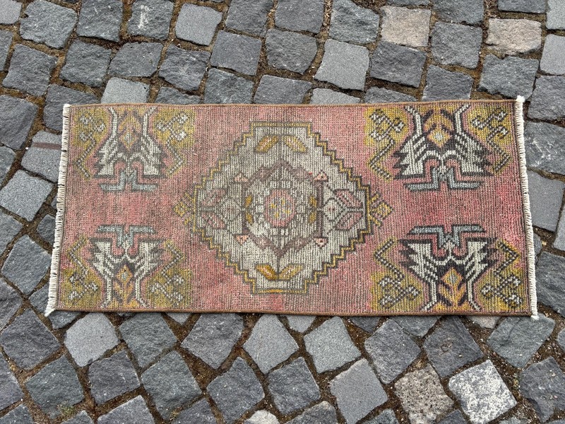 Small Handknotted Turkish Wool Rug: Vintage Bohemian Accent Mat 1,4 x 3,1 ft gallery