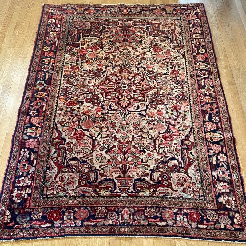 Vintage Rug 4' 11 x 6' 8 White Hand Knotted Farmhouse Floral Oriental Rug gallery