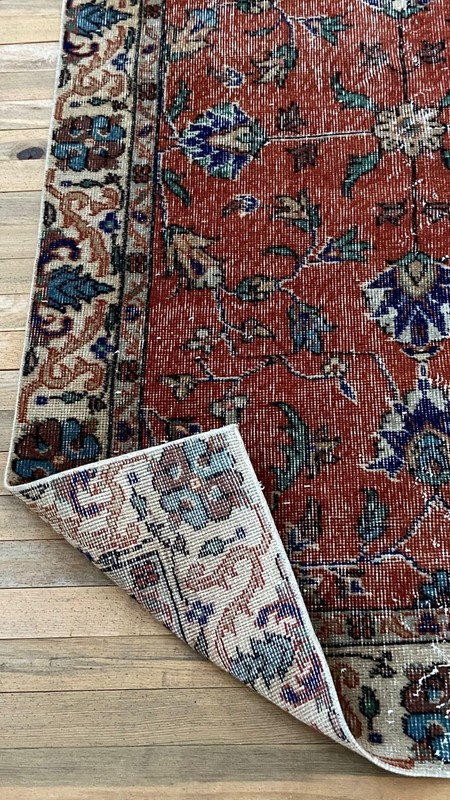 Vintage Handwoven Wool Rug 104x190 cm (3.4x6.2 ft) – Rust Red Oriental Carpet gallery