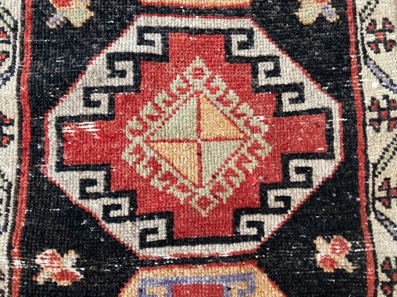 Black rug, Turkish rug, Vintage Rug, Wool rug, Small rug, Doormat, 1.7 x 3.2 ft gallery