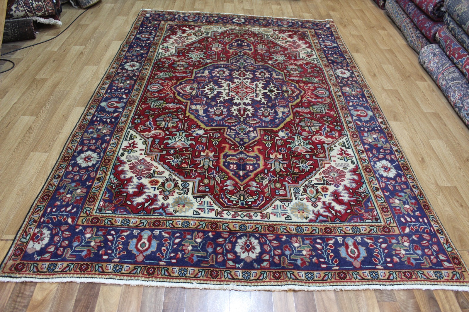 Large Handmade Oriental Rug 295x194 cm Red Medallion Design Carpet gallery