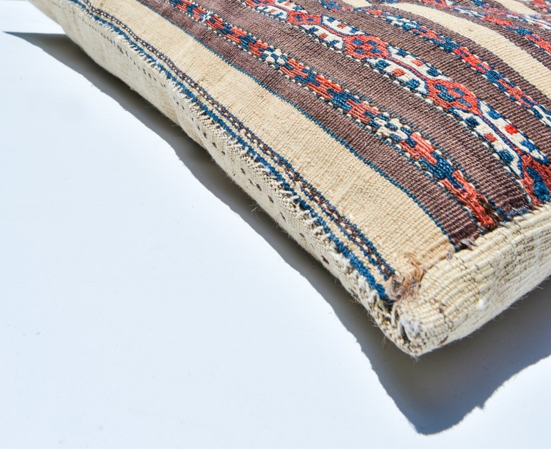 PAIR OF SUPERB ANTIQUE YOMUD CHUVAL PILLOWS TEKKE TURKMEN ERSARI RUG gallery