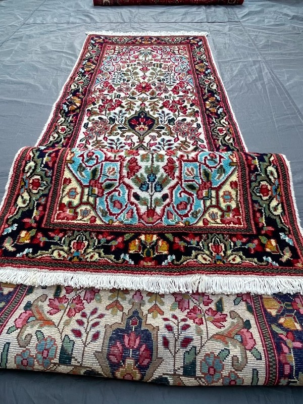 73 x 288 cm Stunning Super Fine Quality Floral Pattern Authentic Kermani Runner gallery