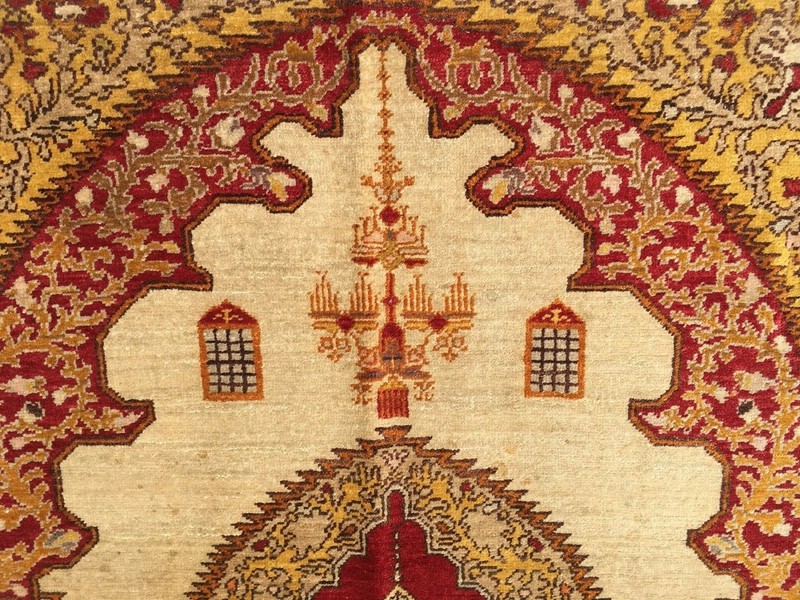 ANTIQUE GORDES RUG Circa : 1890 Size 4' 5" x 6' 6" gallery
