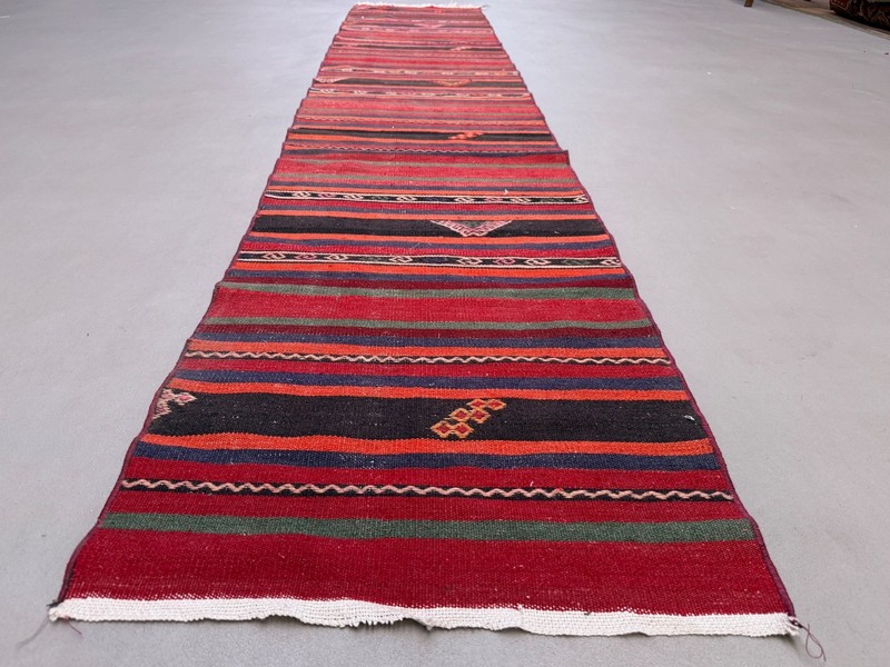 Narrow Kilim Runner 59x300 cm shabby chic, vintage Turkish kelim 2569 gallery