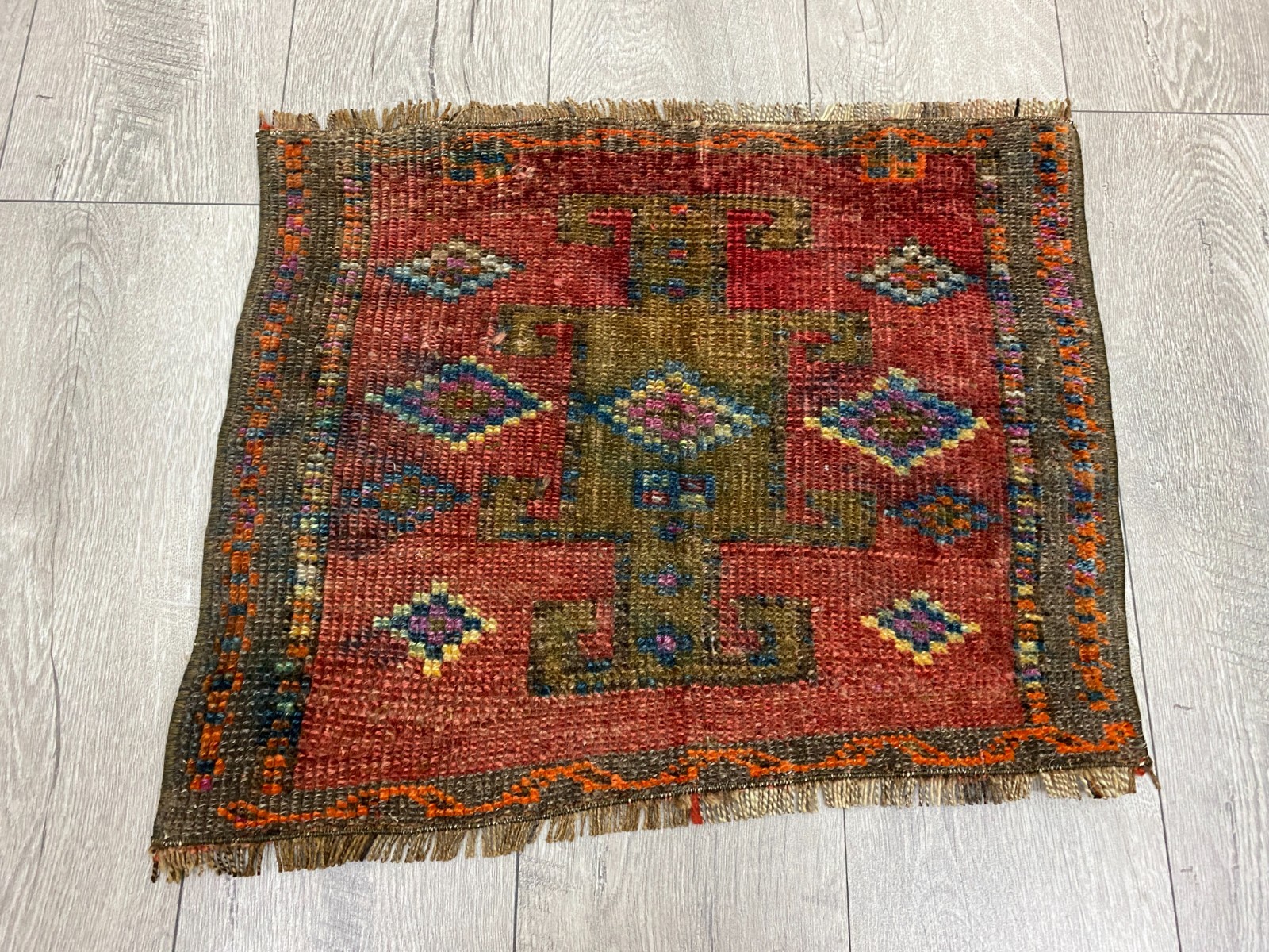 Ethnic Pink Anatolian Tribal Rug Handwoven Turkish Wool Boho Rug 1.5 x 1.9 ft gallery